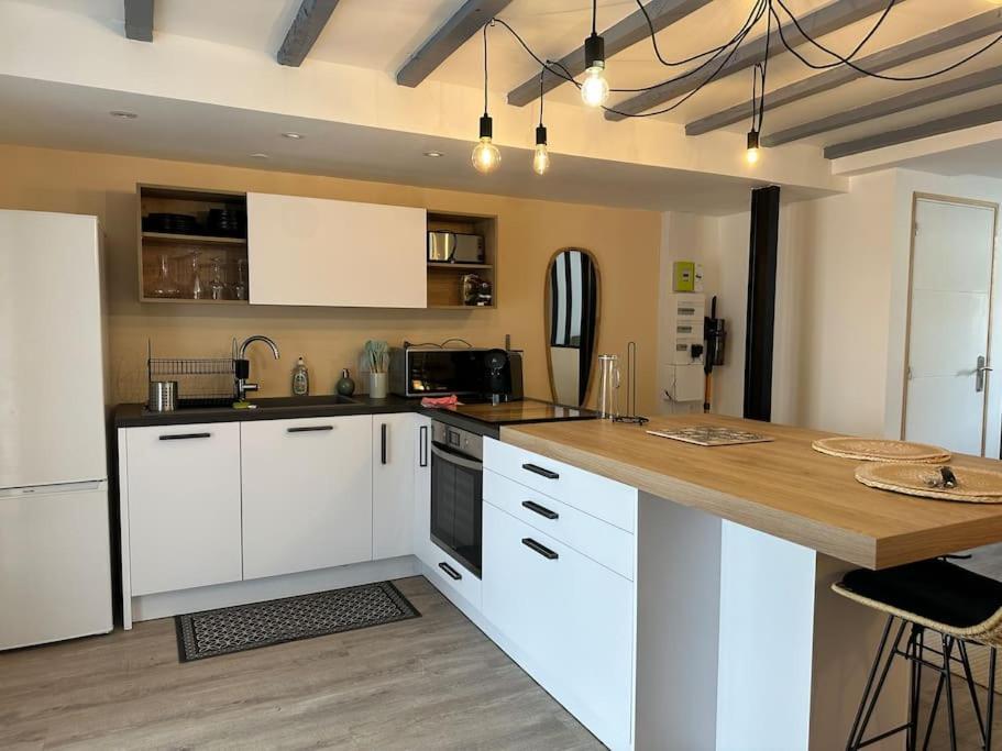 Appartement Moderne Avec Jardin Et Parking Vannes Exterior foto